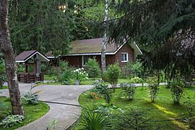 Изба Боярская, Клуб отдыха Грин форест (Green Forest), Конаково
