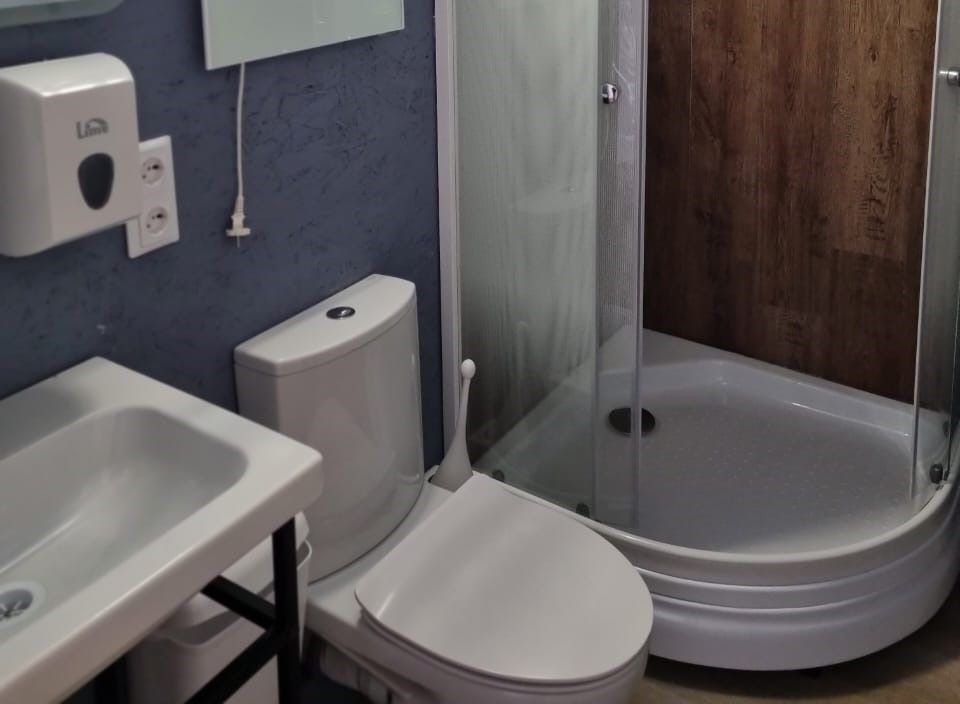 Глемпинг 4-местный (вид на гору)