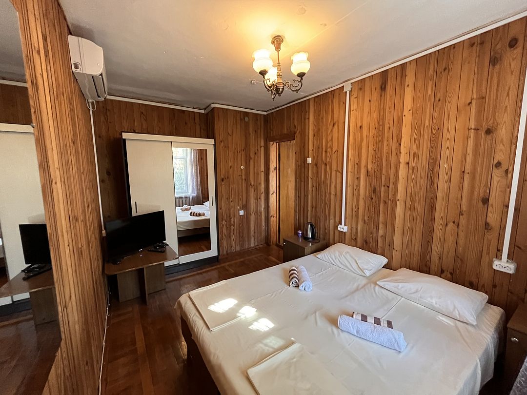 Семейный 4-местный 2-комнатный (№16)