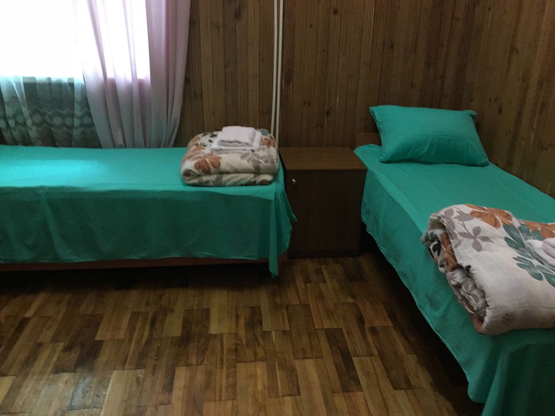 Семейный 4-местный 2-комнатный (№2-3)