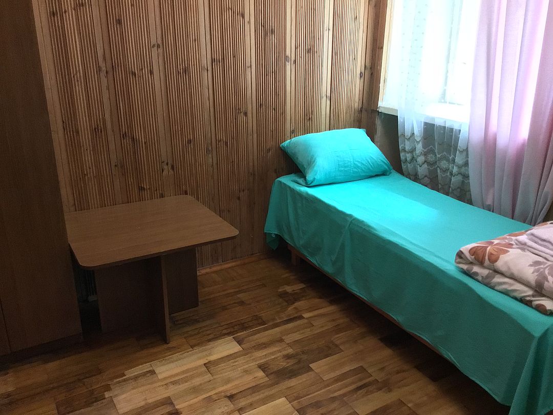 Семейный 4-местный 2-комнатный (№2-3)