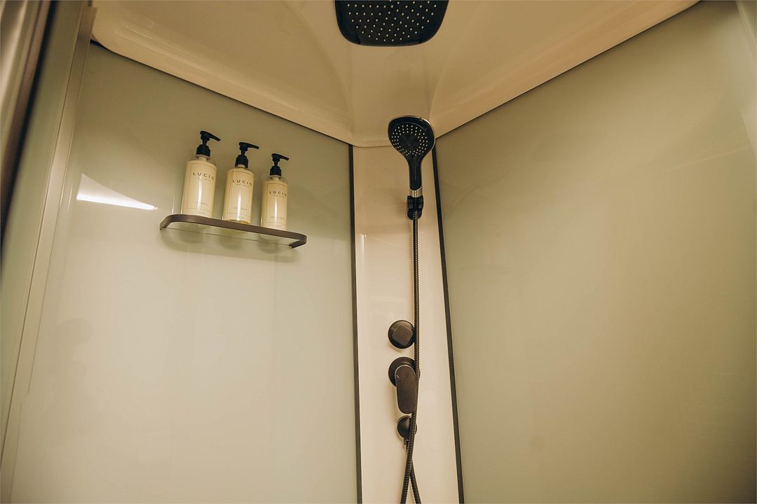 Бунгало 2-местный 2-комнатный №2 (На высоте)