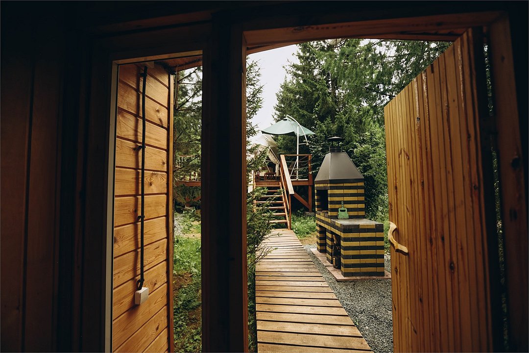 Шатер 2-местный №1 (В лесу)