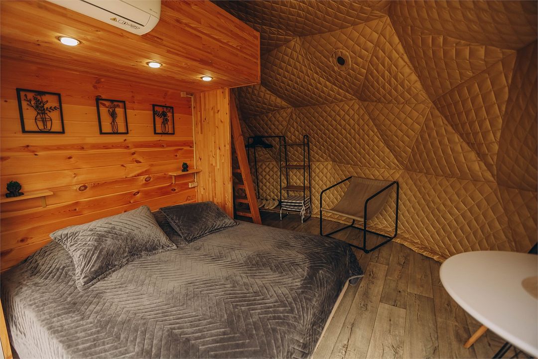 Шатер 2-местный №4 (Над ёлкой)