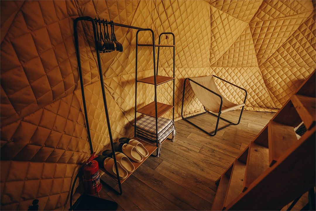 Шатер 2-местный №4 (Над ёлкой)