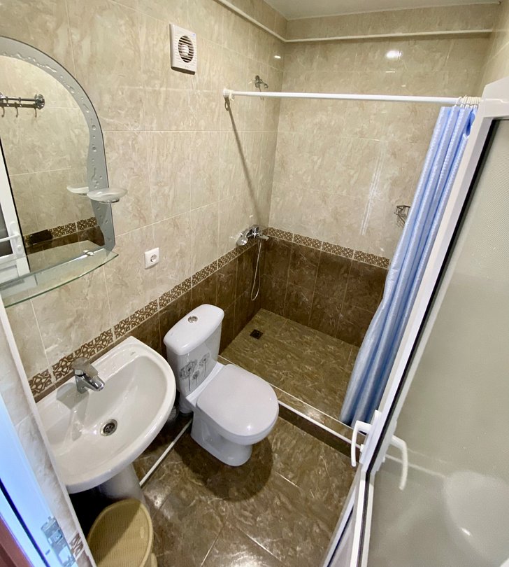 Полулюкс 3-местный (с балконом)