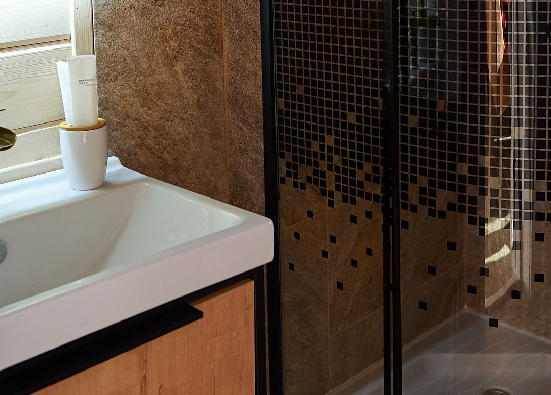 Барн 6-местный 2-комнатный