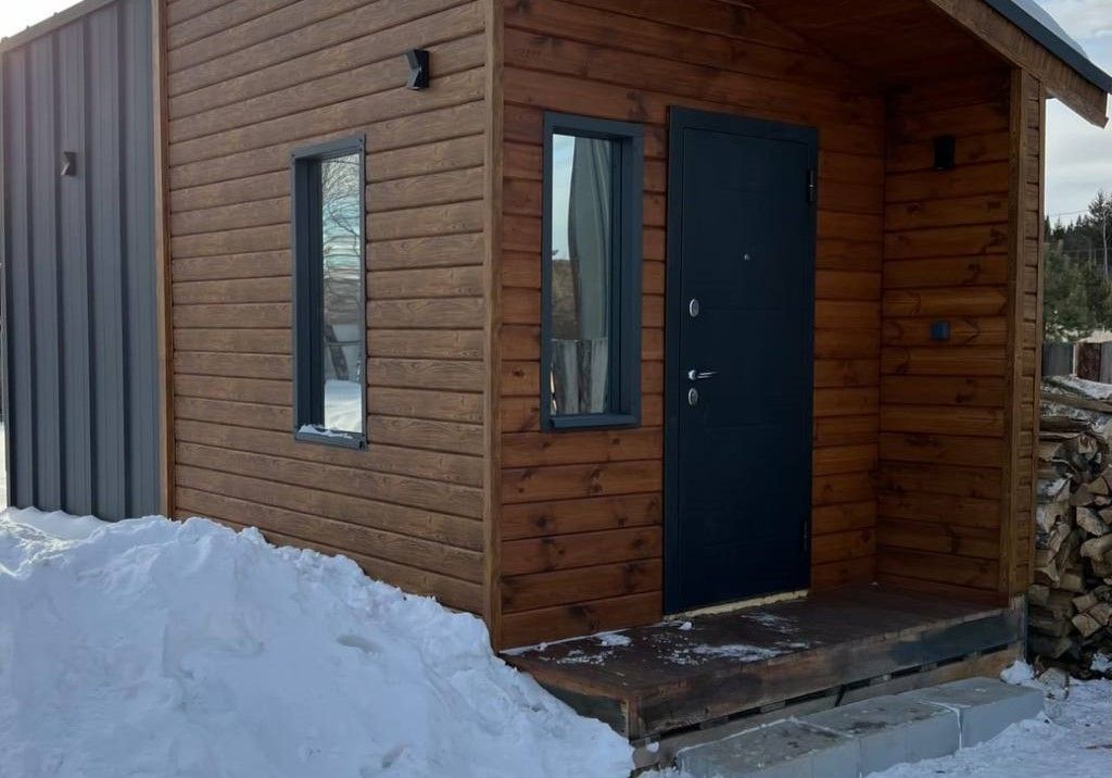 Барн 6-местный 2-комнатный