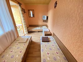 Трёхместный номер Standard с красивым видом из окна, Гостевой дом Хуторок Крым, Солнечногорское