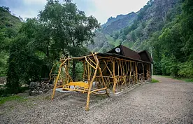 Дом у реки, Экопарк Долина Нарзанов, Зольский