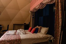 Геокупол люкс Индия, Глэмпинг Vazuza Love, Гагаринский