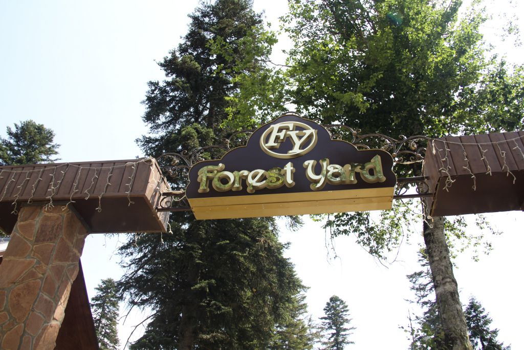 Кемпинг Forest Yard, Архыз, Республика Карачаево-Черкесия