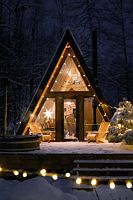 Коттедж c 1 комнатой с красивым видом из окна, Глэмпинг DEEP LAKE HOUSE, Глубокое