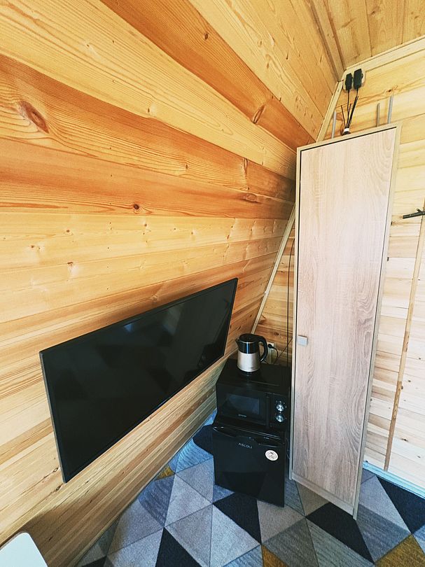 Домик 2-местный 1-комнатный (№1, с беседкой)