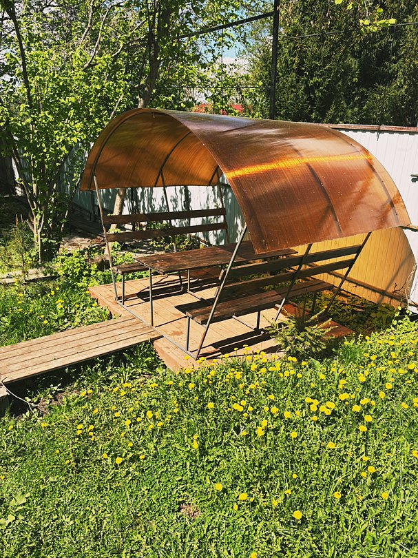 Домик 2-местный 1-комнатный (№1, с беседкой)