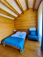 Трёхместный номер Comfort с красивым видом из окна, База отдыха Кактус, Оленевка