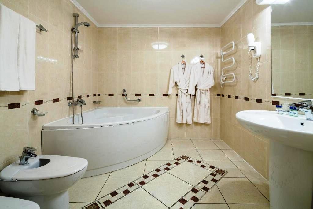 Президентский 4-местный 3-комнатный