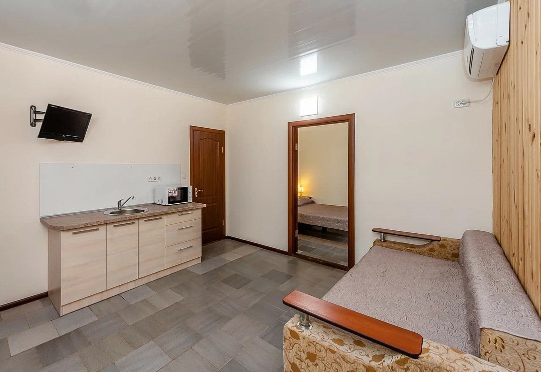 Люкс 4-местный 2-комнатный