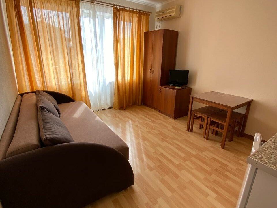 Семейный 4-местный 2-комнатный (с балконом)