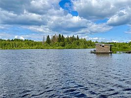 Мини-дом на воде с сауной, База отдыха Chuchemlya eco village, Чучемля
