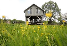 Большой дом GREY с тремя спальнями, База отдыха Chuchemlya eco village, Чучемля