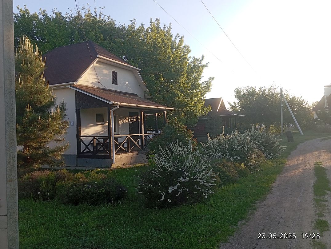 Фото 2 из отзыва о базе отдыха Путина