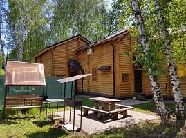 Коттедж с 3 комнатами, База отдыха Чайка, поселок Октябрьский