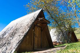 Двухместный домик с двуспальной кроватью, База отдыха Калинино, село Калинино