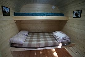 Бунгало c 1 комнатой с красивым видом из окна, Кемпинг GreenWood, Добрянский район