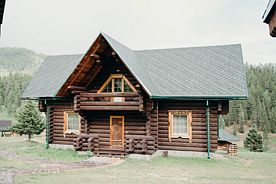 Трёхместный коттедж с 3 комнатами с балконом, База отдыха Медвежья гора, Усть-Коксинский район