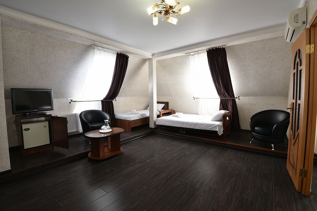 Семейный 5-местный 2-комнатный