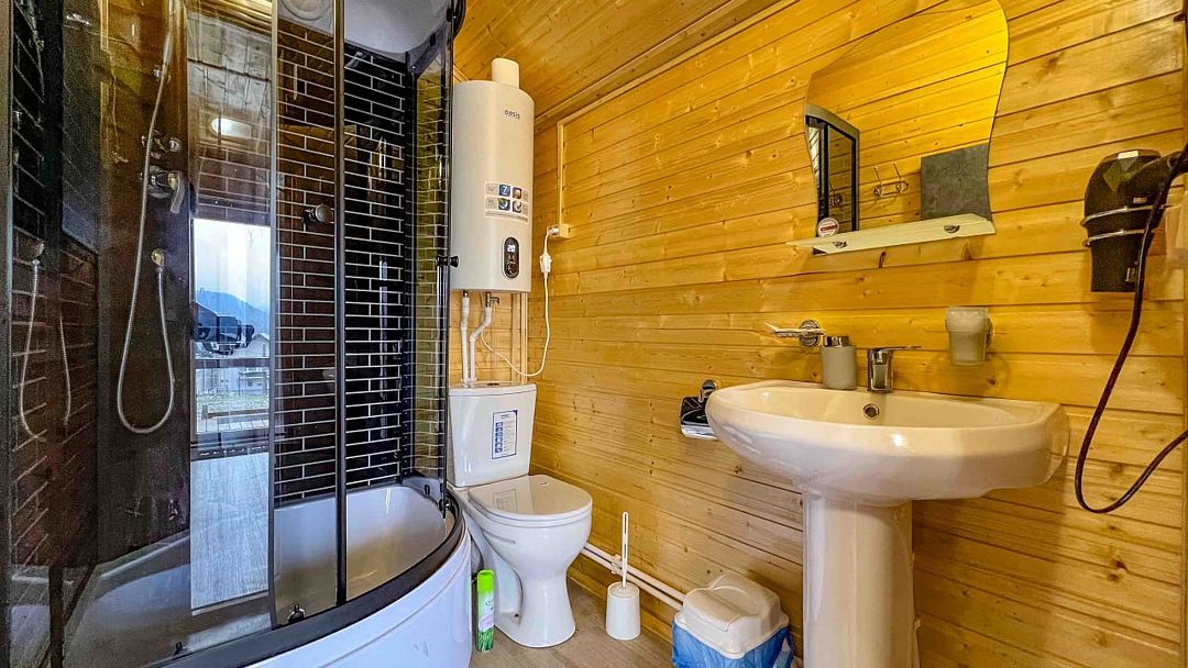 Дом 2-местный 1-комнатный (с террасой)