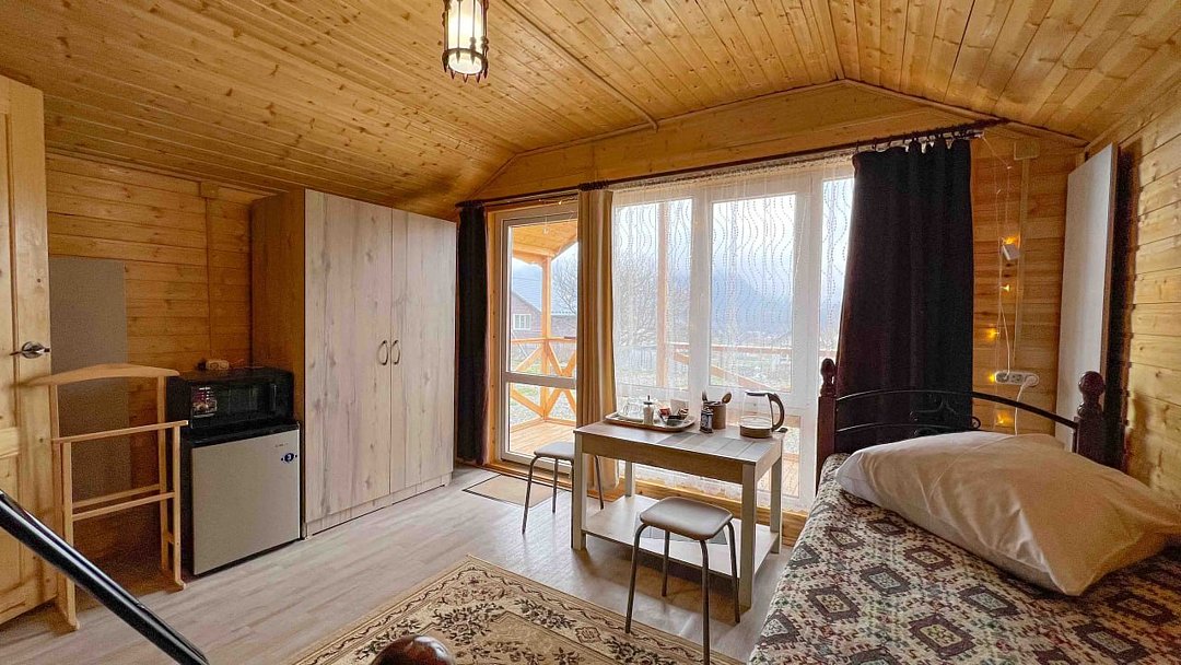 Дом 4-местный 1-комнатный (с террасой)