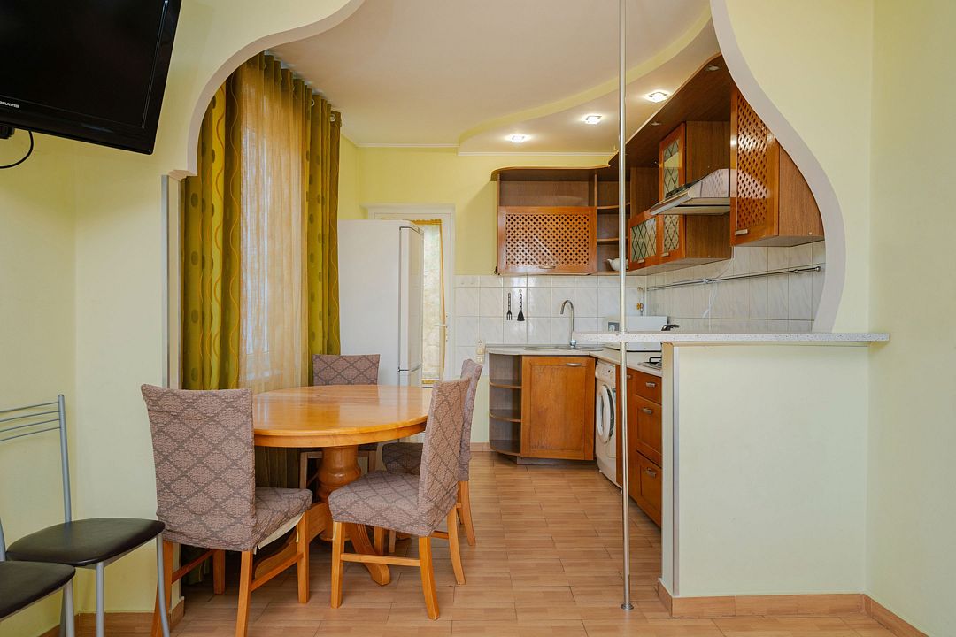 Апартаменты улучшенные 4-местные 3-комнатные (с террасой)