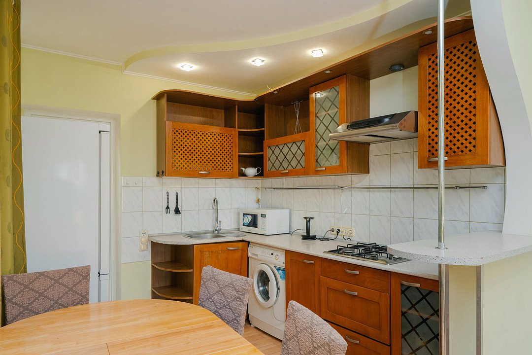 Апартаменты улучшенные 4-местные 3-комнатные (с террасой)