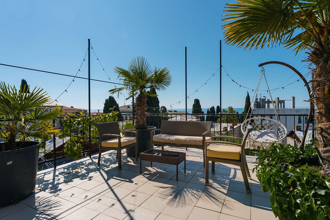 Апартаменты улучшенные 4-местные 3-комнатные (с террасой)