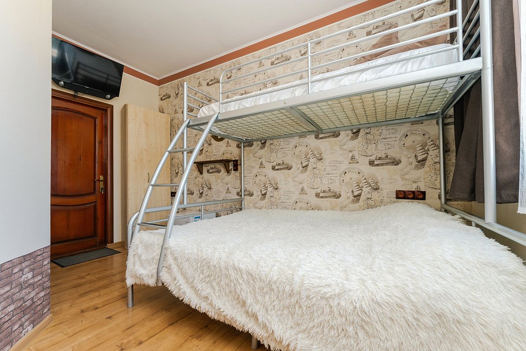 Номер 3-местный 1-комнатный бюджетный «Каюта Шкипера»