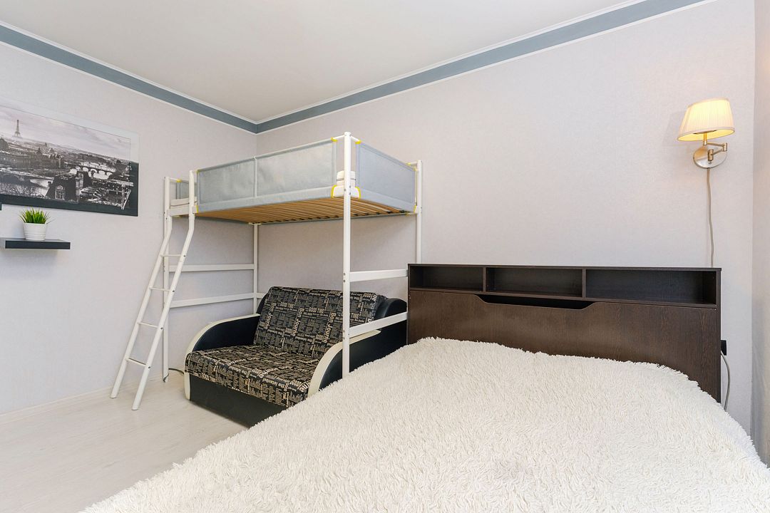 Номер 4-местный 1-комнатный стандартный «Black & White»