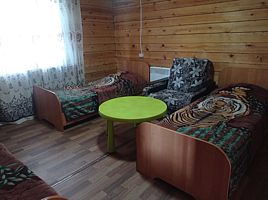 Трёхместный эконом с дополнительным спальным местом, Гостевой дом Гостиный Дворъ, Гремячинск