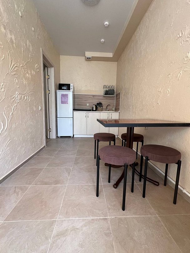 Апартаменты 4-местный (с собственным двориком)