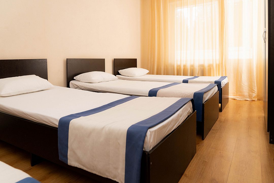 10-местный 4-комнатный (без кухни)