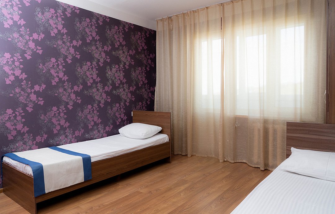 Номер 8-местный 3-комнатный (с кухней)