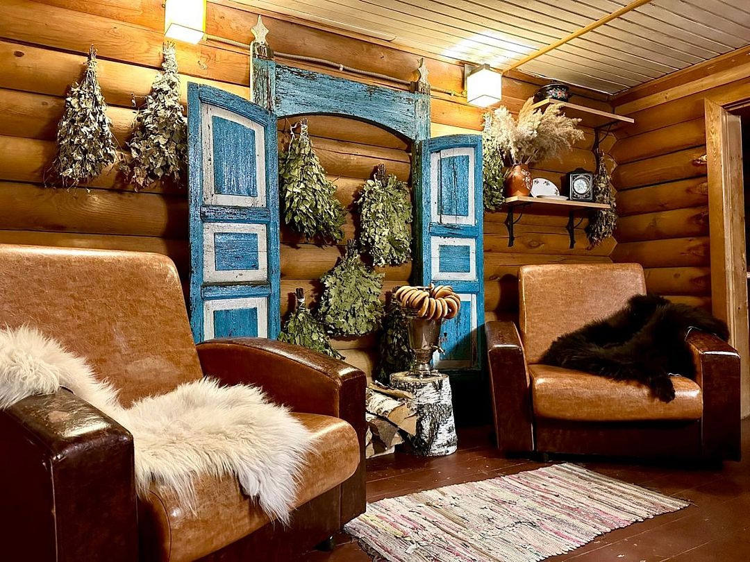 Дом 8-местный 4-комнатный 2-этажный (с баней)