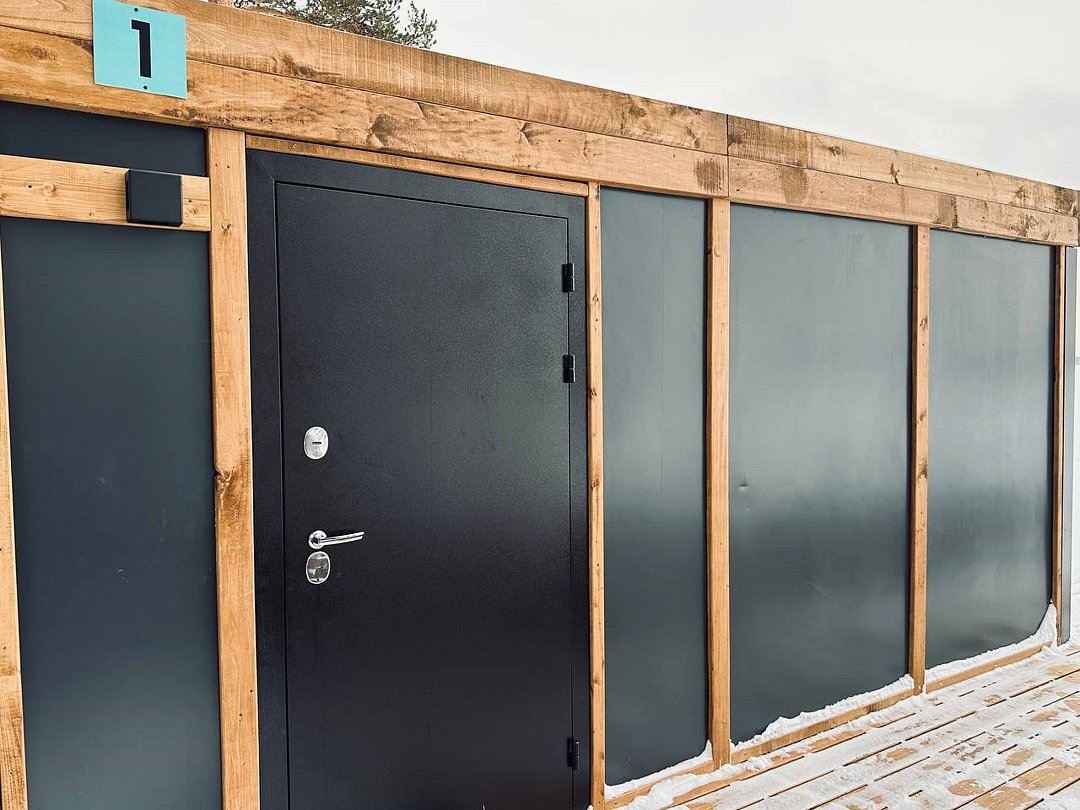 Домик 4-местный 2-комнатный №1 (вид на озеро)