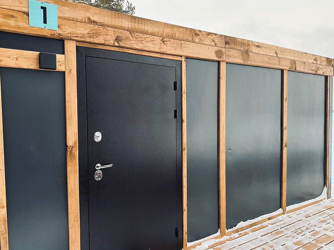 Домик 4-местный 2-комнатный №1 (вид на озеро)