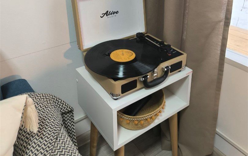 Домик 4-местный 2-комнатный №5 (вид на озеро)