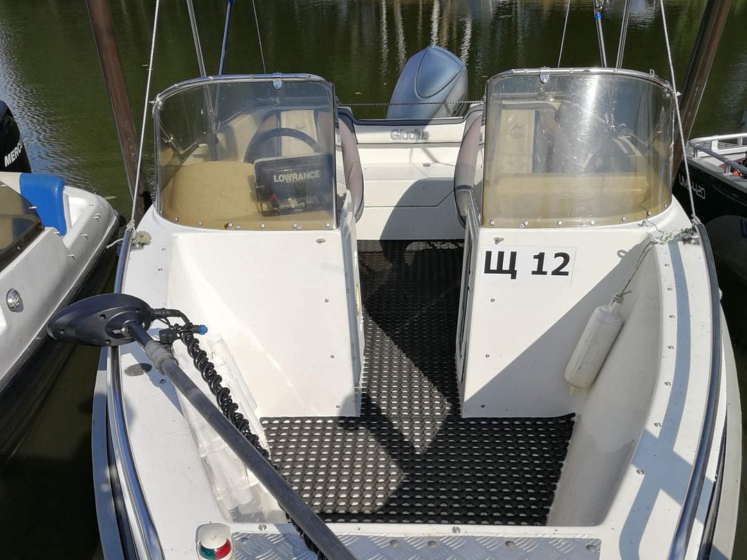 Катер Gladius 520