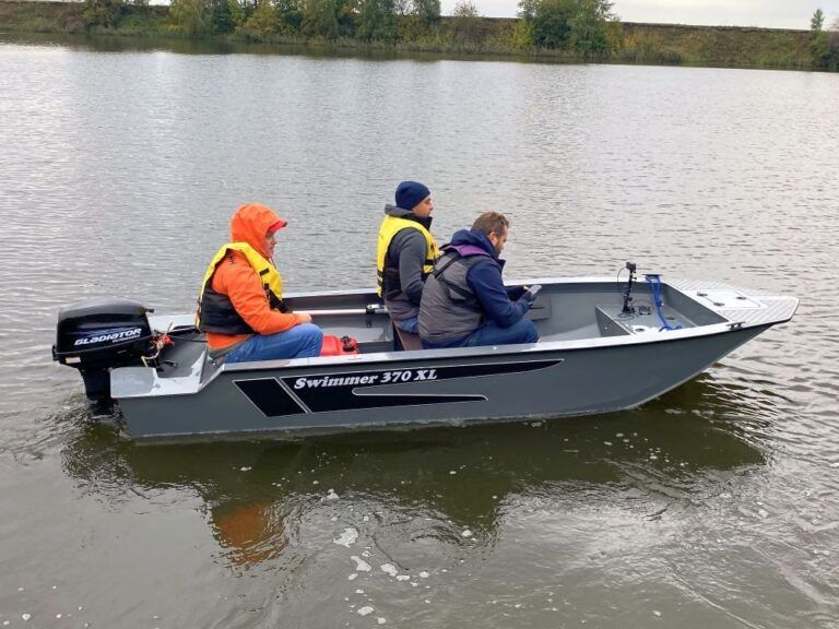 Лодка Swimmer 370 полипропиленовая