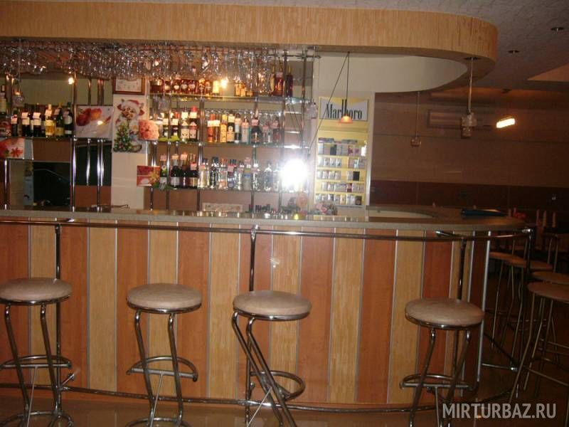 бар
