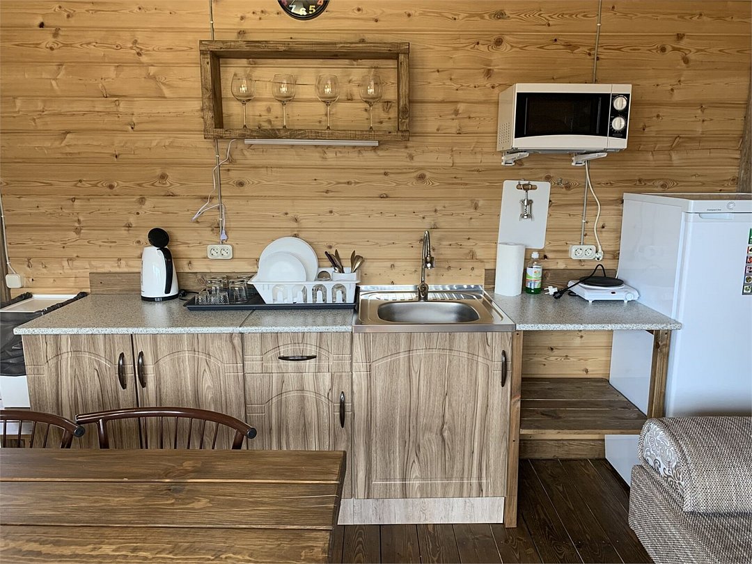 Люкс Плюс 4-местный 3-комнатный (70 м²)